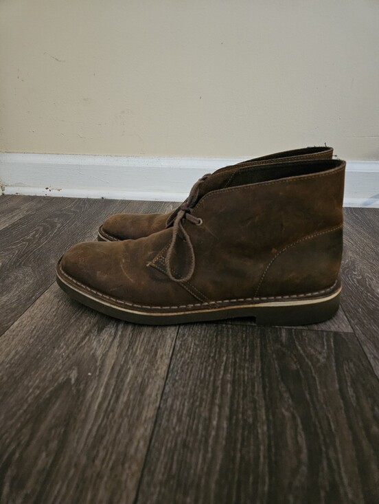 Clarks Men\'s Rustic Brown Chukka Boots, Size 11 main image 5